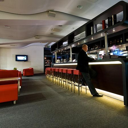 Hotel Poznanski A2 Luboń Esterno foto